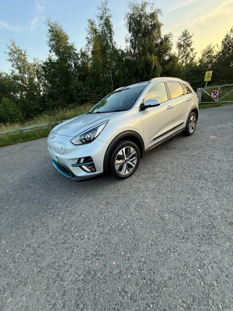 Kia Niro 3 EV 64kw long range hi spec - Image 5
