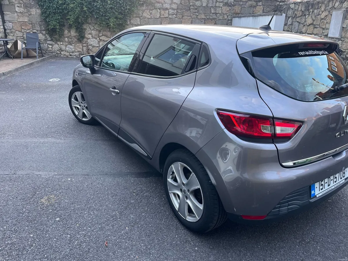 Renault Clio 2015 - Image 4