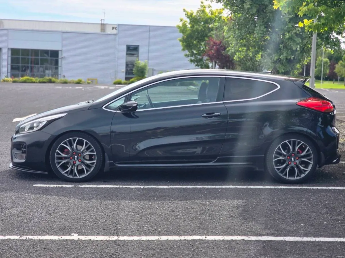 Kia Pro_Ceed GT 1.6T-GDi 200HP - Image 3