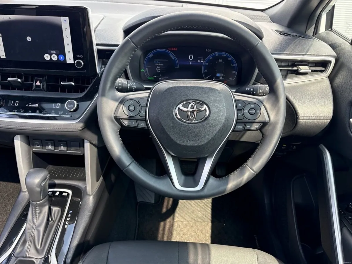Toyota Corolla Cross COROLLA CROSS 1.5 HYBRID  Z - Image 4