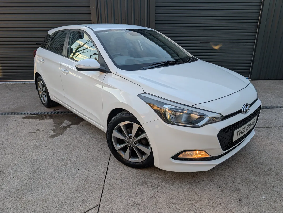2015 Hyundai i20  1.2 SE - Image 2