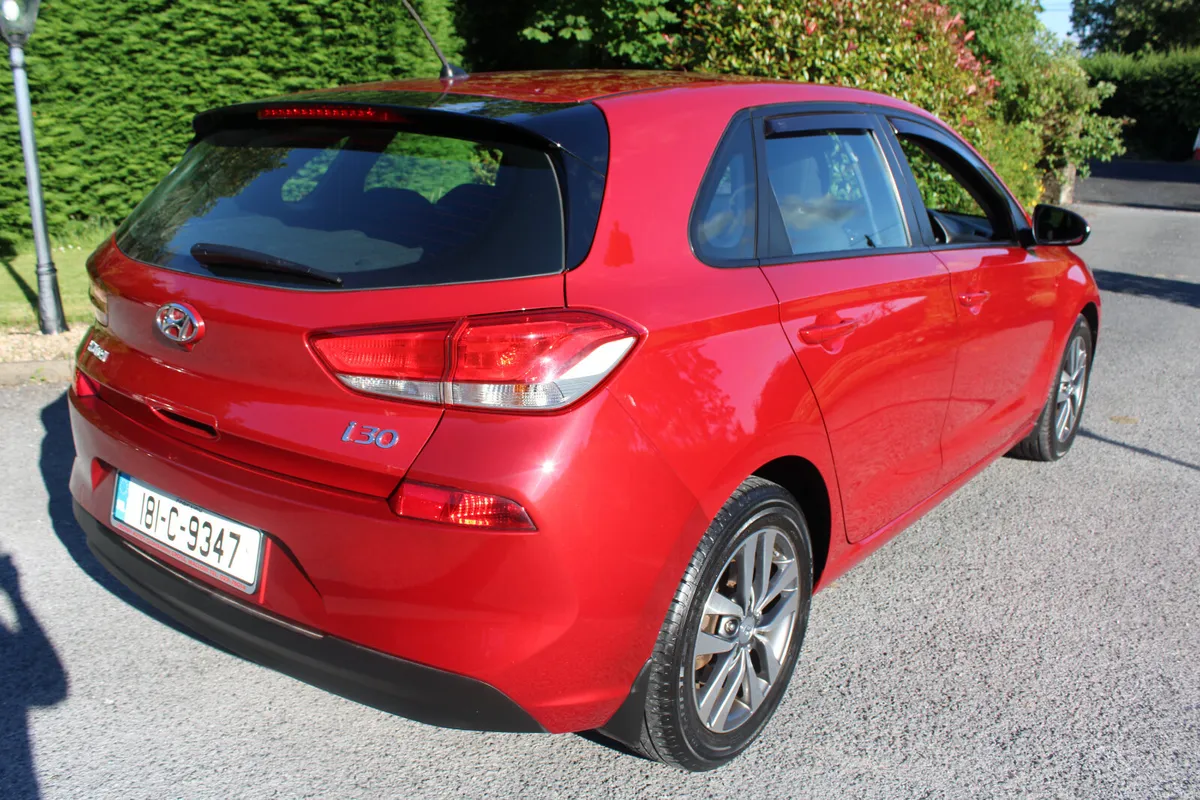 2018 HYUNDAI i30 DELUXE 1.6 CRDI - Image 5