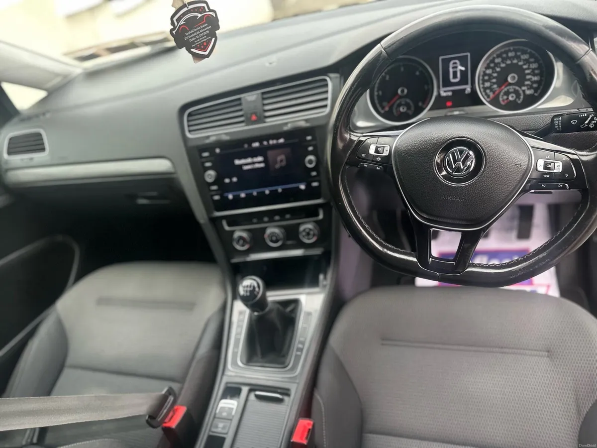 Volkswagen Golf - Image 3
