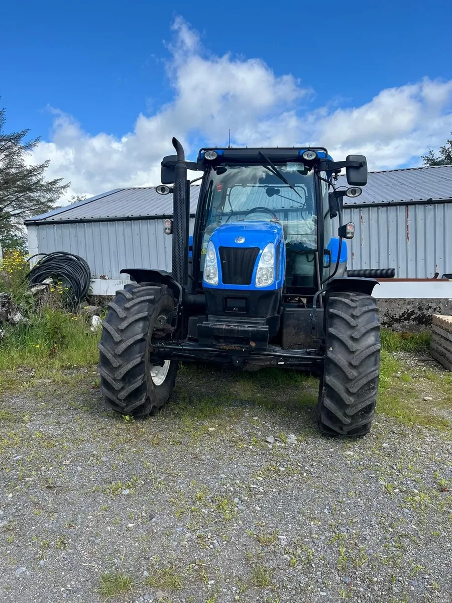 New Holland 2012 - Image 3