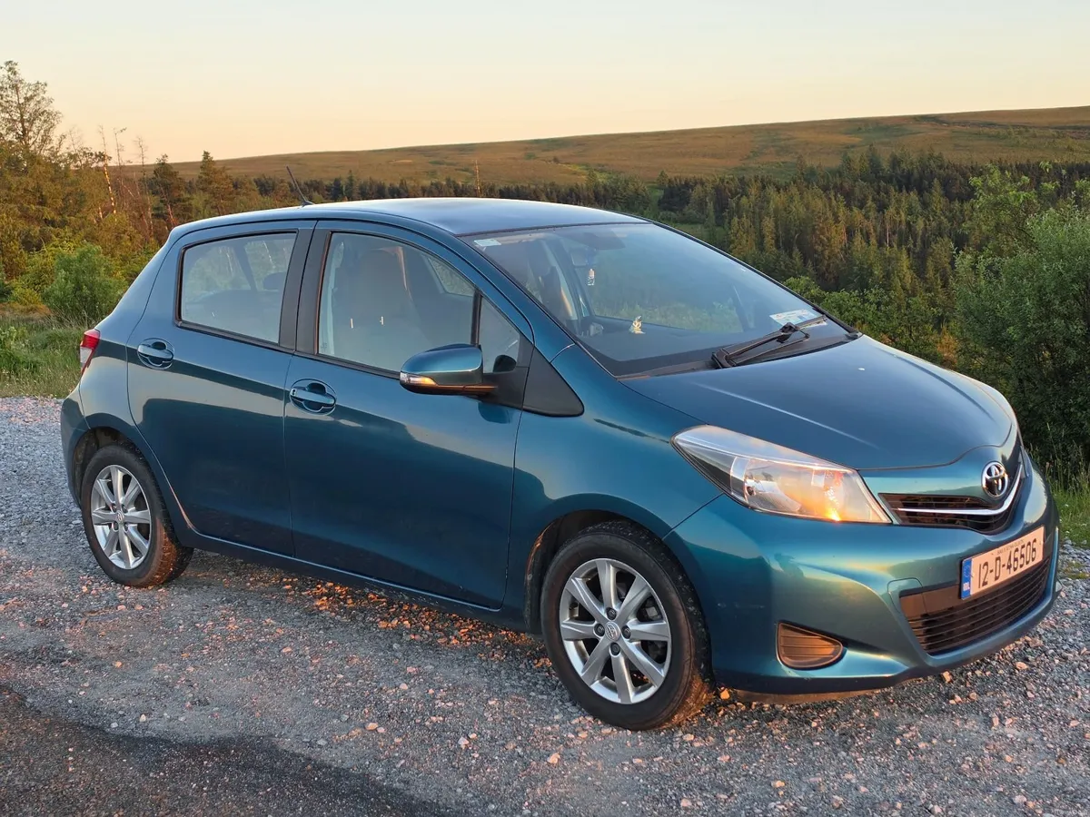 Toyota Yaris 2012 - Image 1