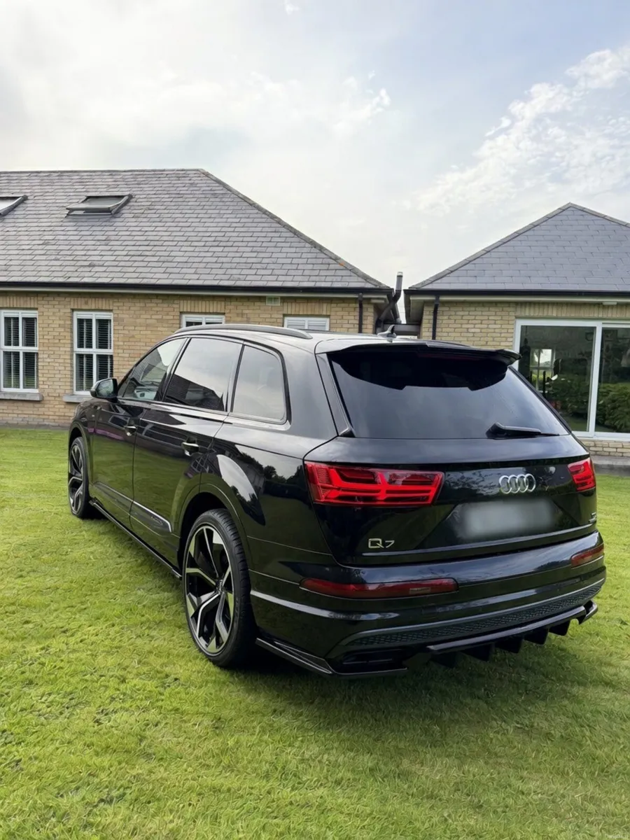 Audi Q7 - Image 3