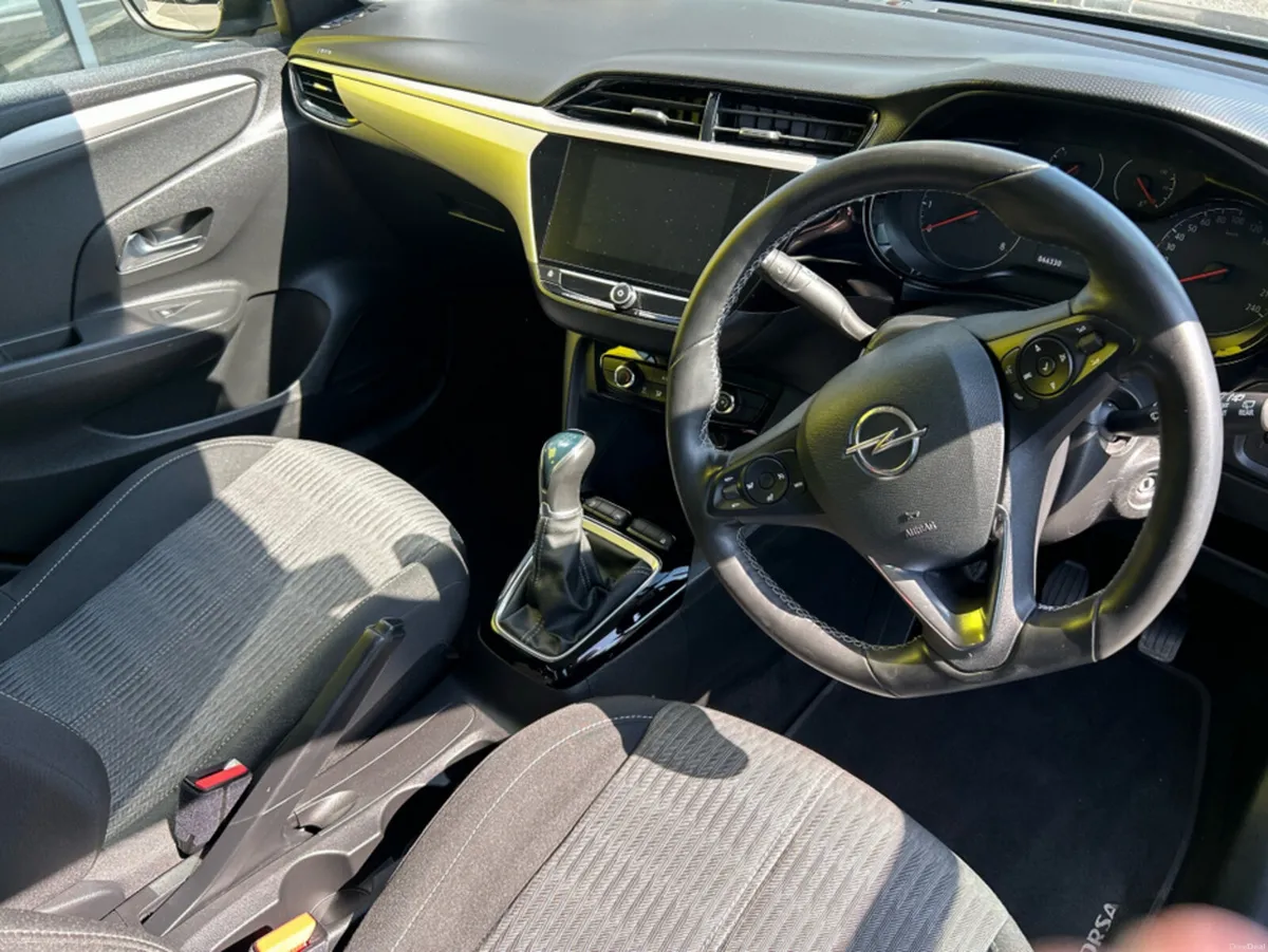 Opel Corsa SC-1.2 75PS-PET-5SP-MY22 4DR - Image 6