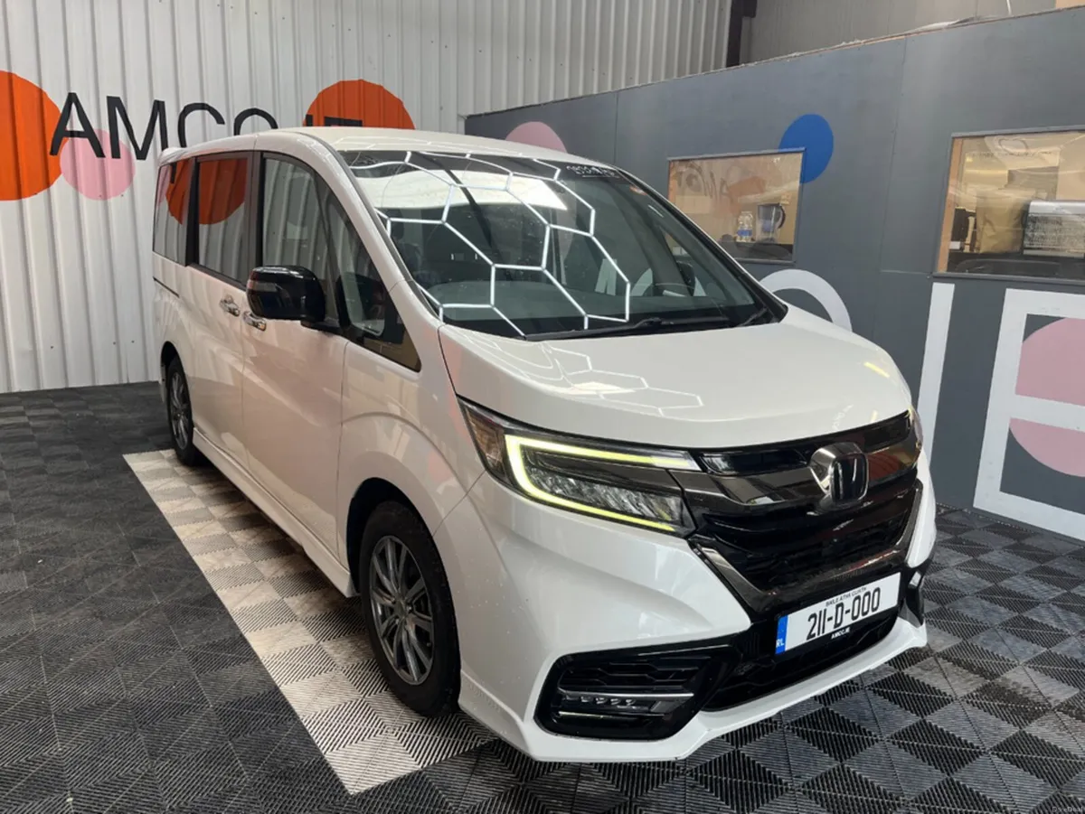 Honda Stepwagon 2021 HONDA STEPWAGON EHEV MODULO X - Image 1