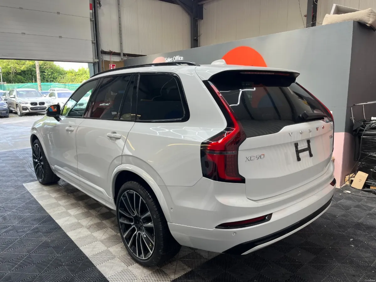 Volvo XC90 2025 VOLVO XC90 ULTRA T8 PLUG-IN 2.0 AU - Image 4