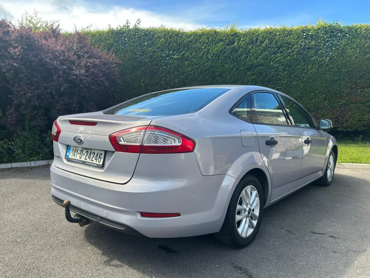 Ford Mondeo GRAPHITE 1.6 TDCI 115PS 4DR - Image 4
