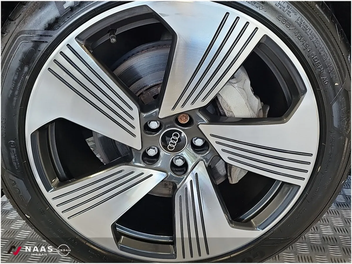 Audi e-tron S LINE 55 QUATTRO SPORTBACK - Image 6