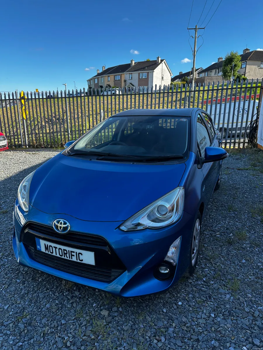 Toyota Aqua 2015 | Low miles | warranty - Image 3
