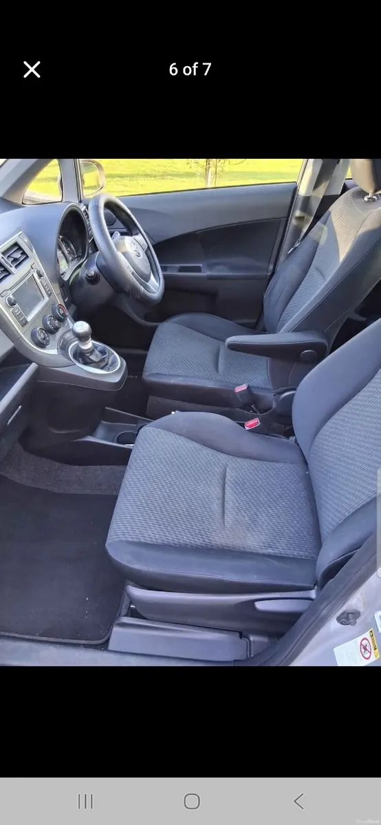 Toyota Verso-S 2011 - Image 2