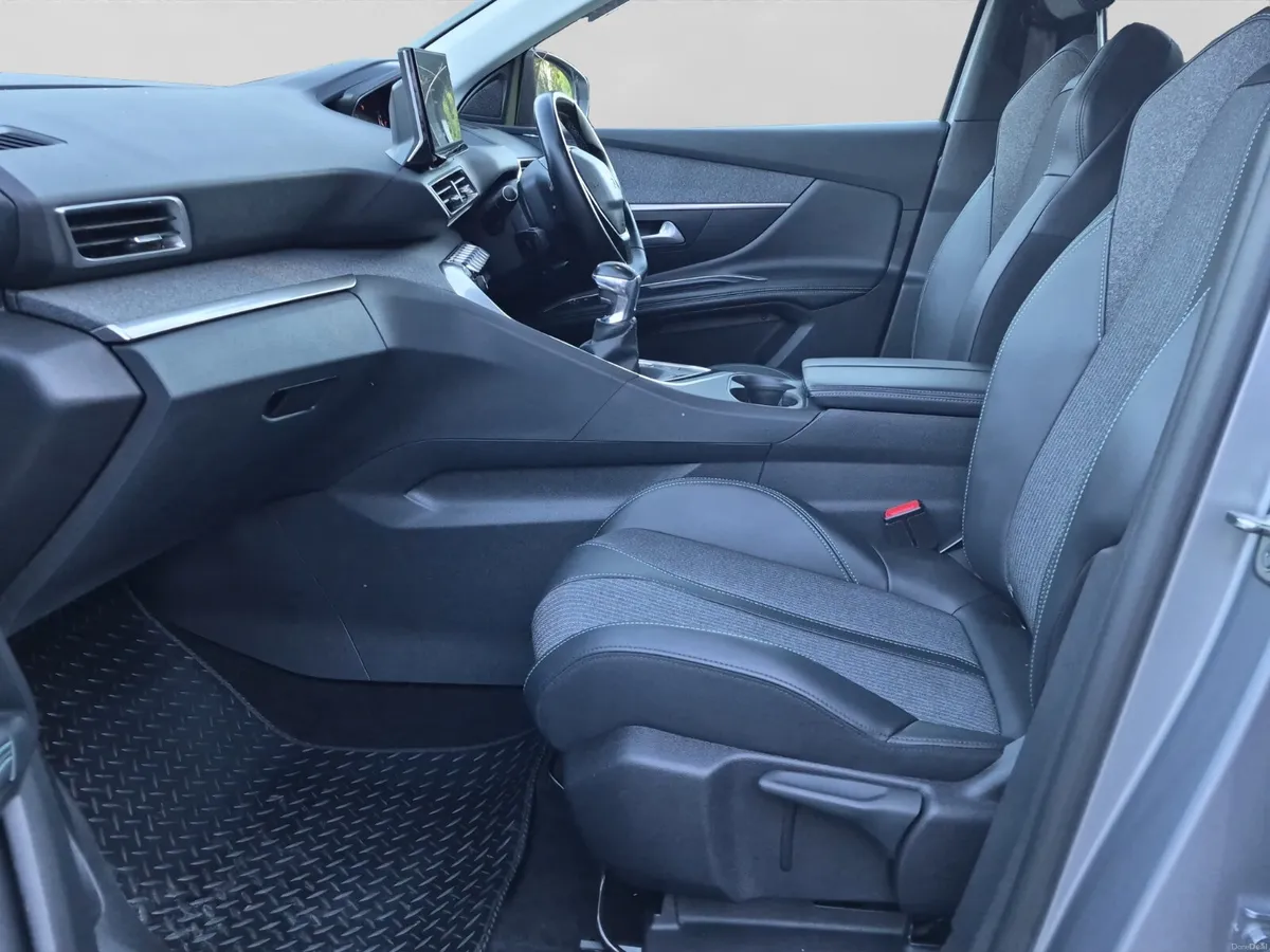 Peugeot 3008 Allure dsl - Image 5