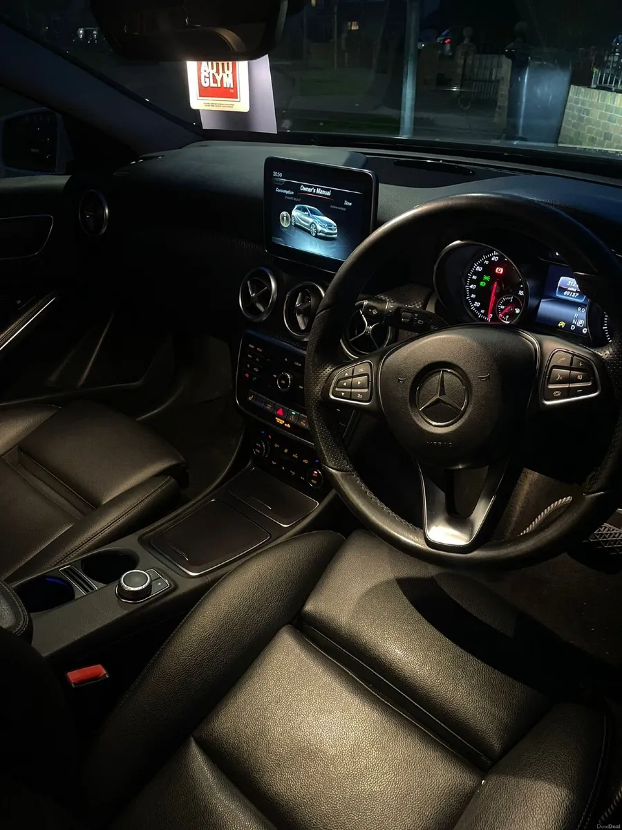 2016 Mercedes-Benz A200d AMGLine Premium plus Auto - Image 6
