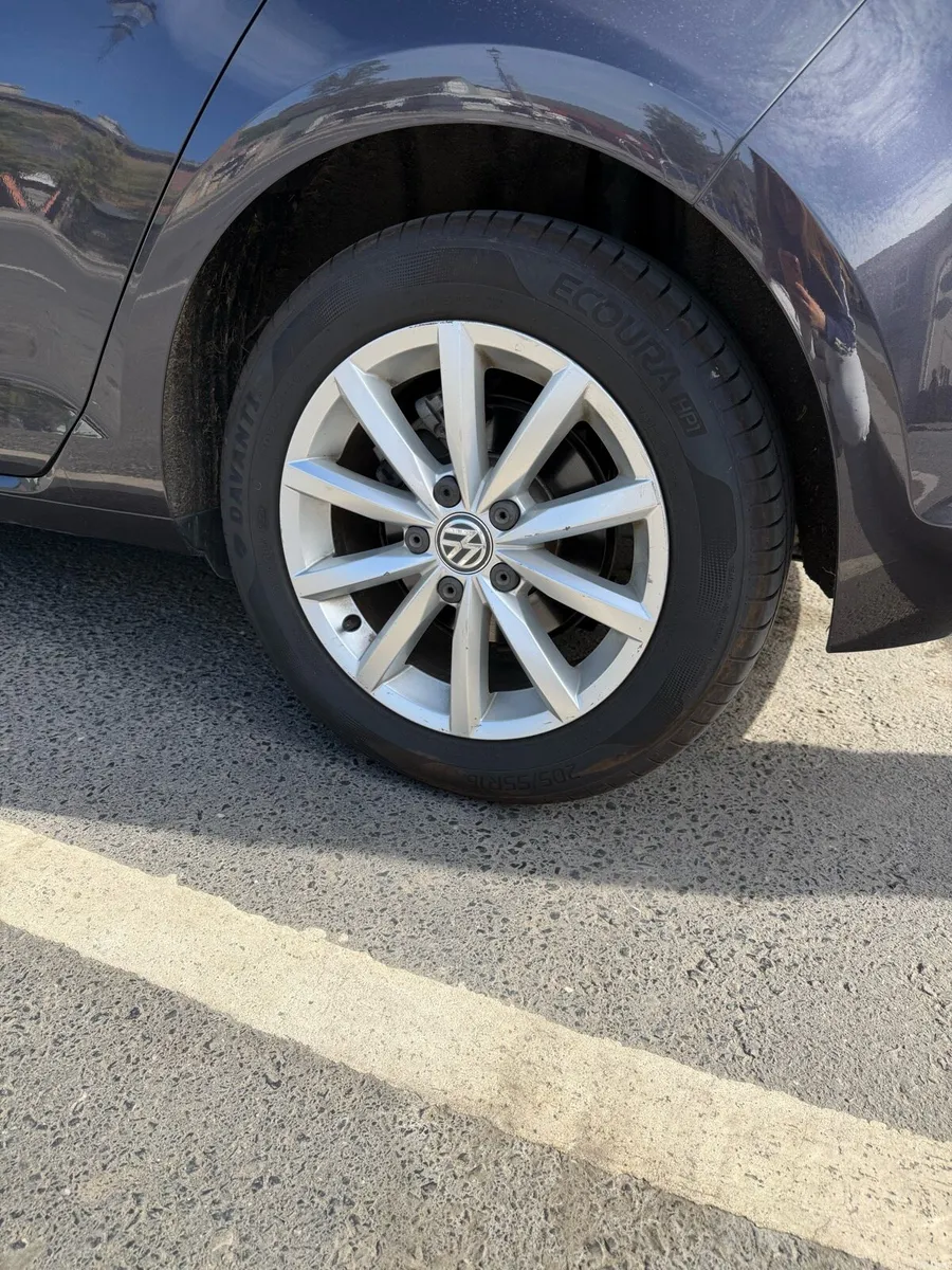 2015 Golf 1.2TSI Highline DGS Automatic Lowkm - Image 4