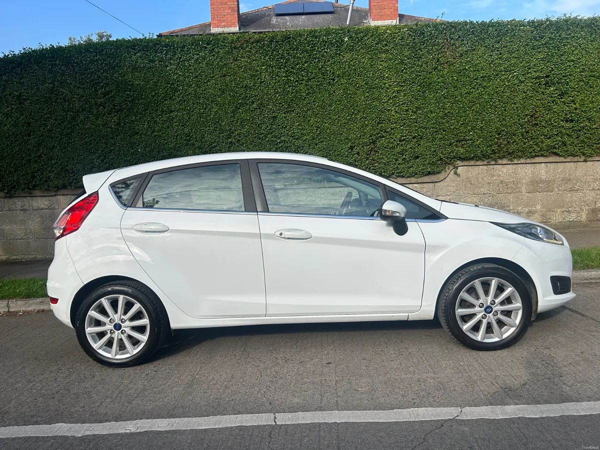 2017 FORD FIESTA 1.2 PETROL TITANIUM NCT JUNE 2027 - Image 4