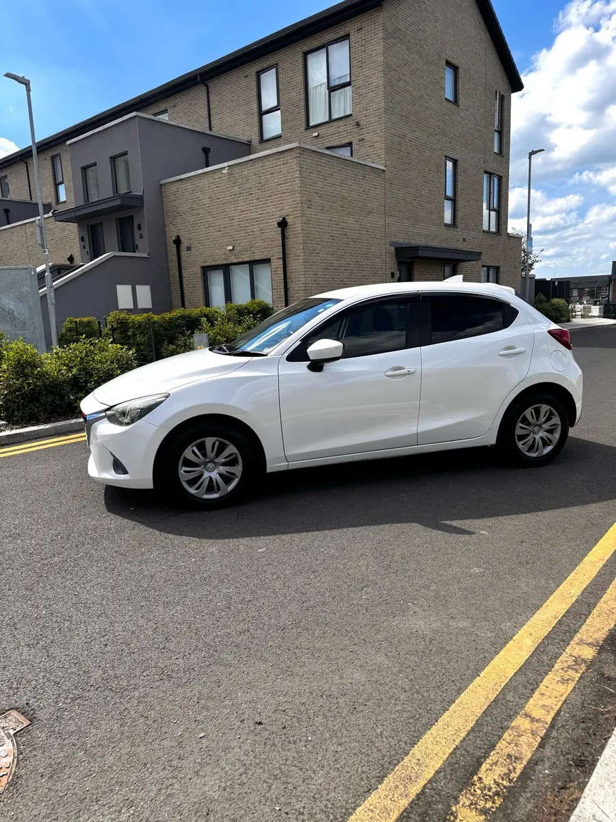 2015 Mazda Demio 1.3l Automatic Petrol - 74,000km - Image 3