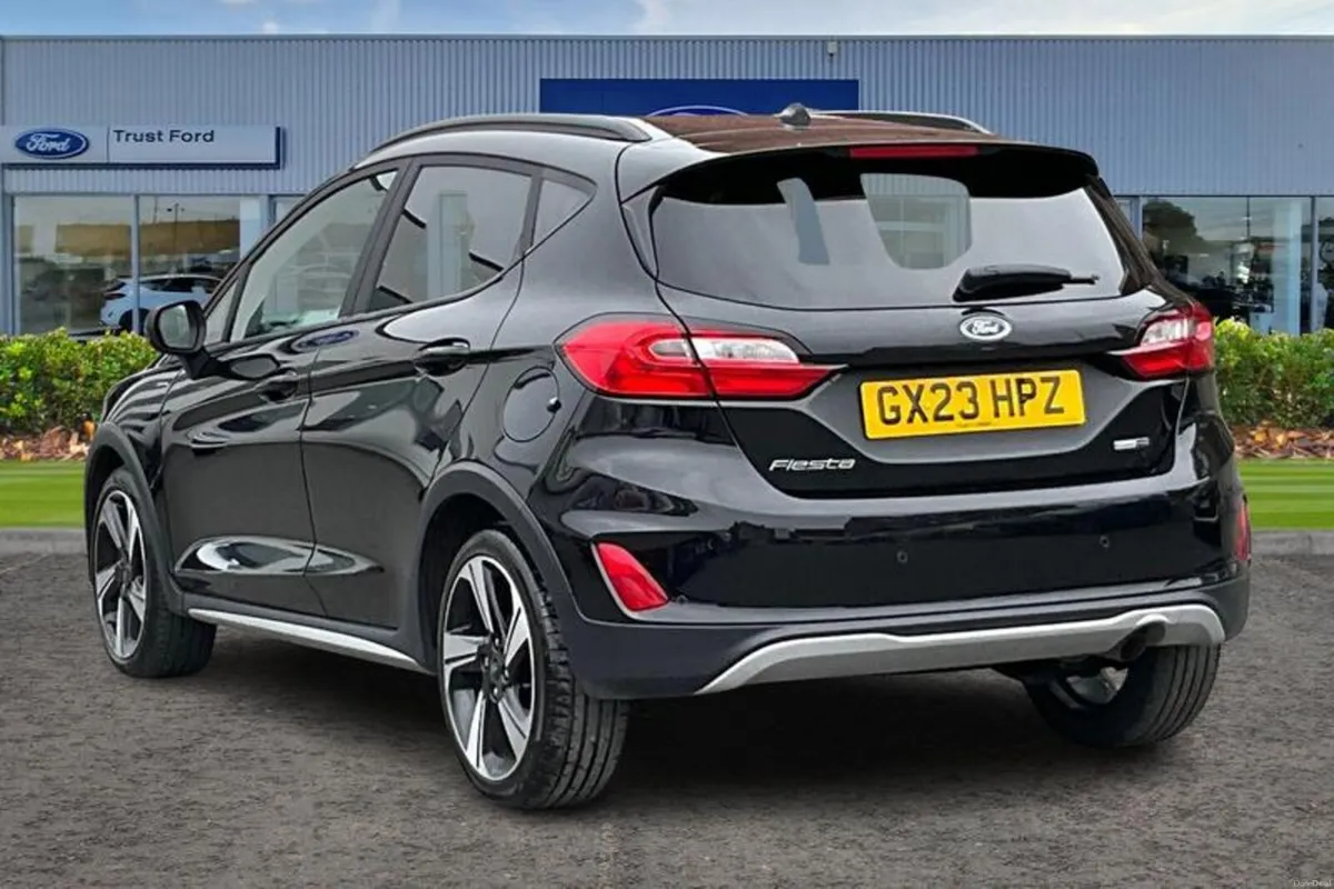 Ford Fiesta Active - Image 2