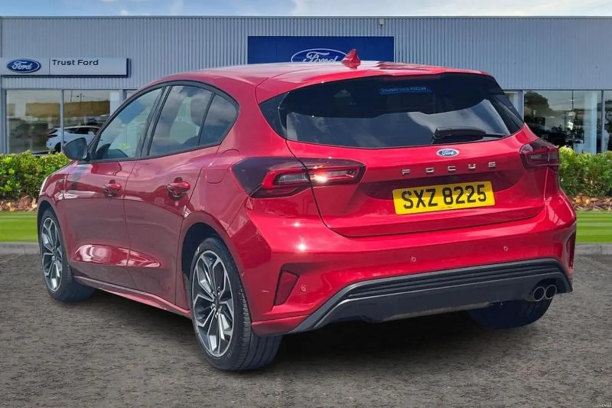 Ford Focus ST-Line X - Image 2