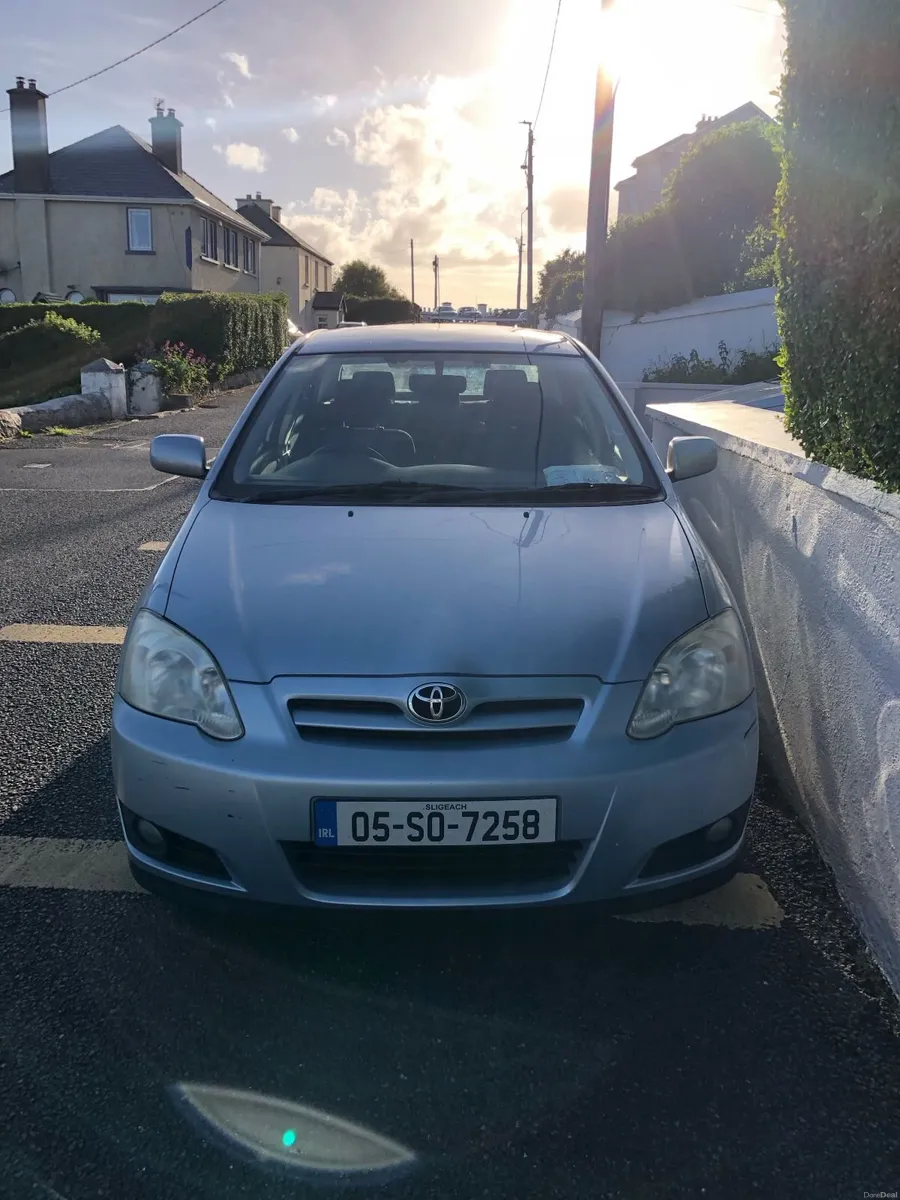 Toyota Corolla Hatchback 2005 - Image 2