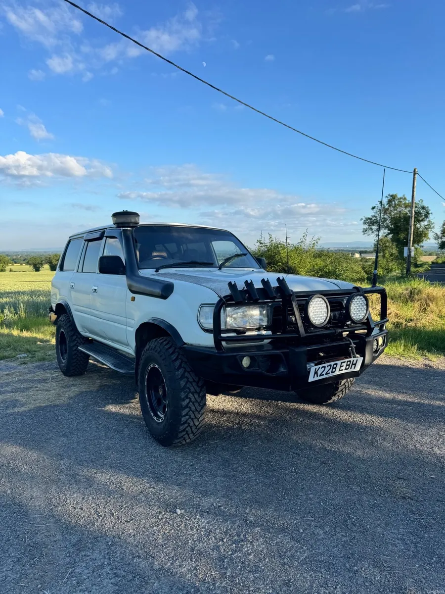 Toyota Land Cruiser - Image 3
