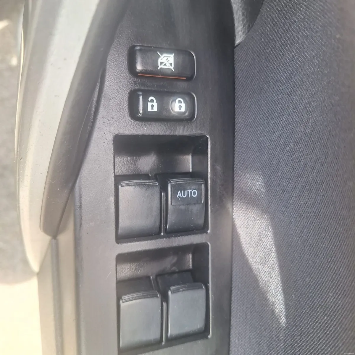 Toyota Auris 2015 - Image 4