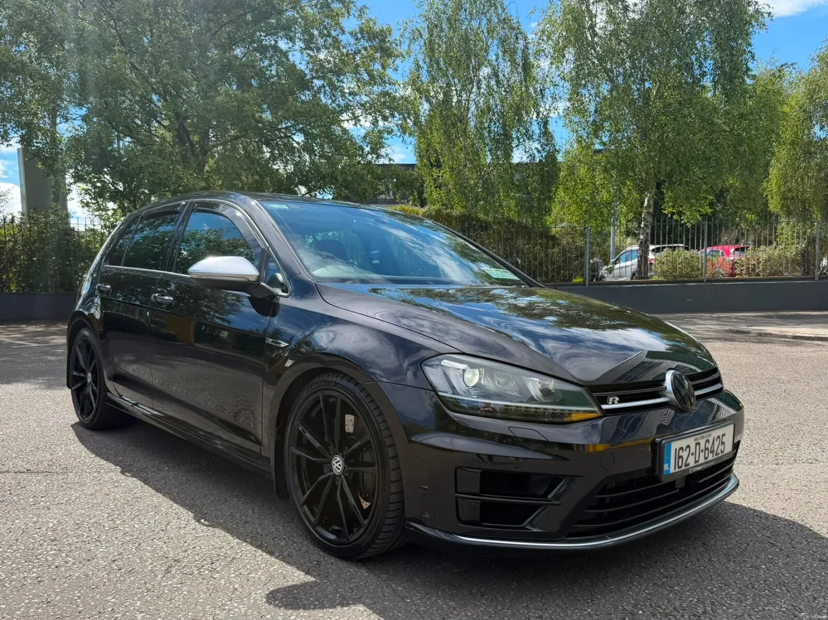 Volkswagen Golf 2.0 TSI DSG Black Edition - Image 1