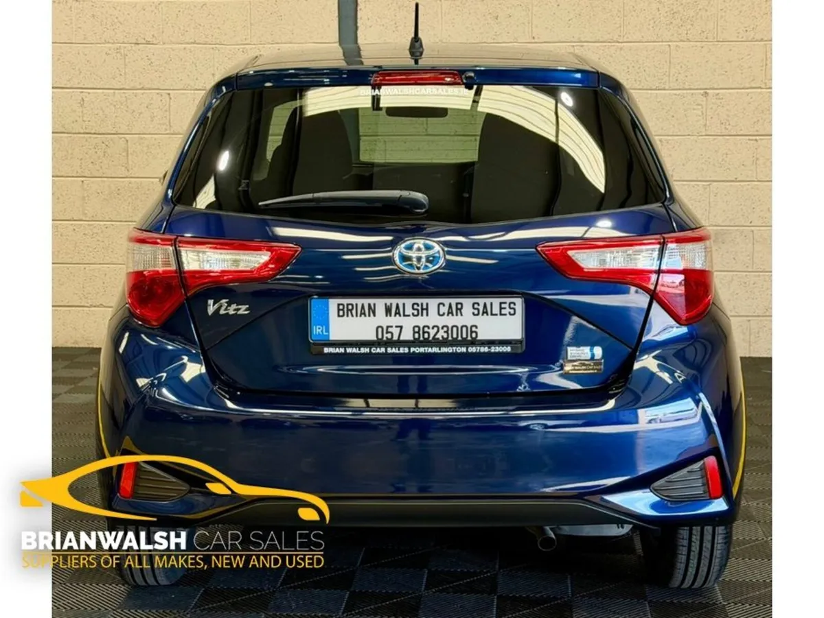 Toyota Yaris 172 F Safety Edition - Image 2