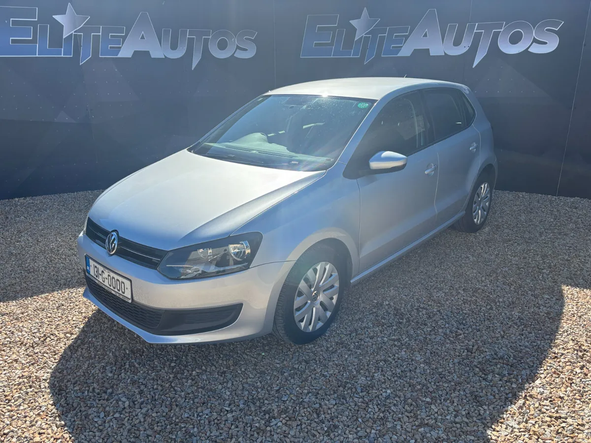 Volkswagen Polo TSI DSG Automatic 2013 - Image 2