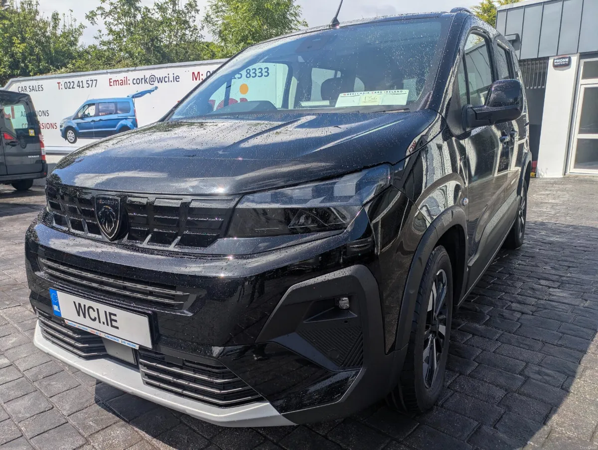 Wheelchair Accessible Vehicle - Peugeot Rifter GT - Image 3