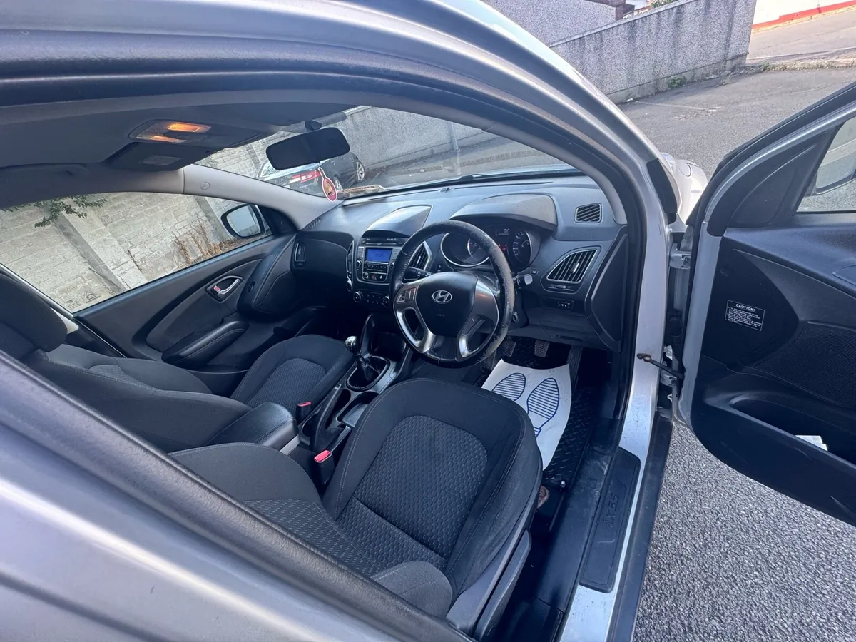 Hyundai ix35 - Image 6