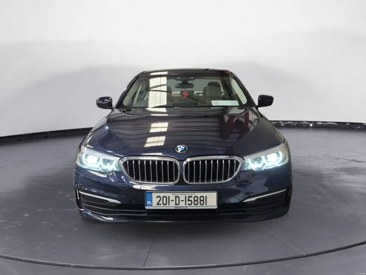 BMW 5-Series 520D SE - Image 2