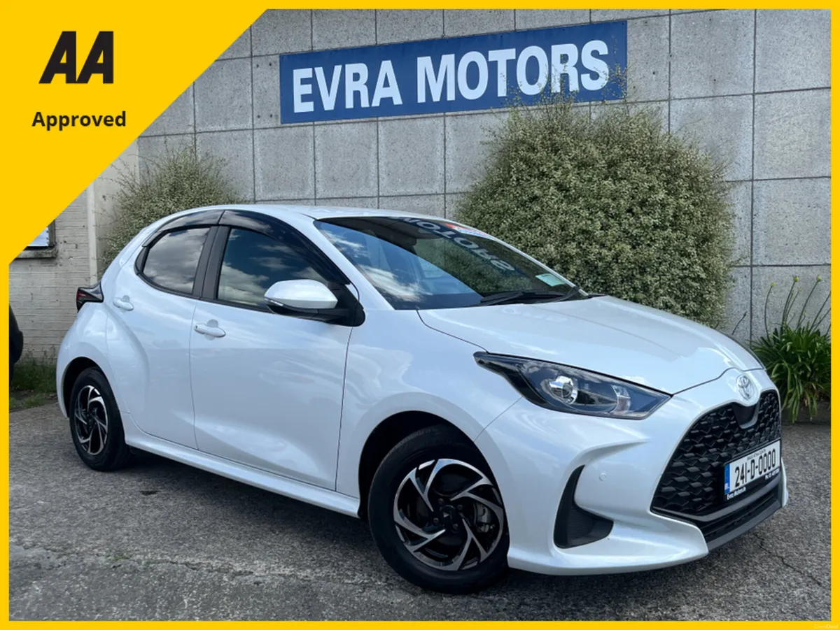 Toyota Yaris G HYBRID AUTOMATIC 1.5 PETROL //REVER - Image 1