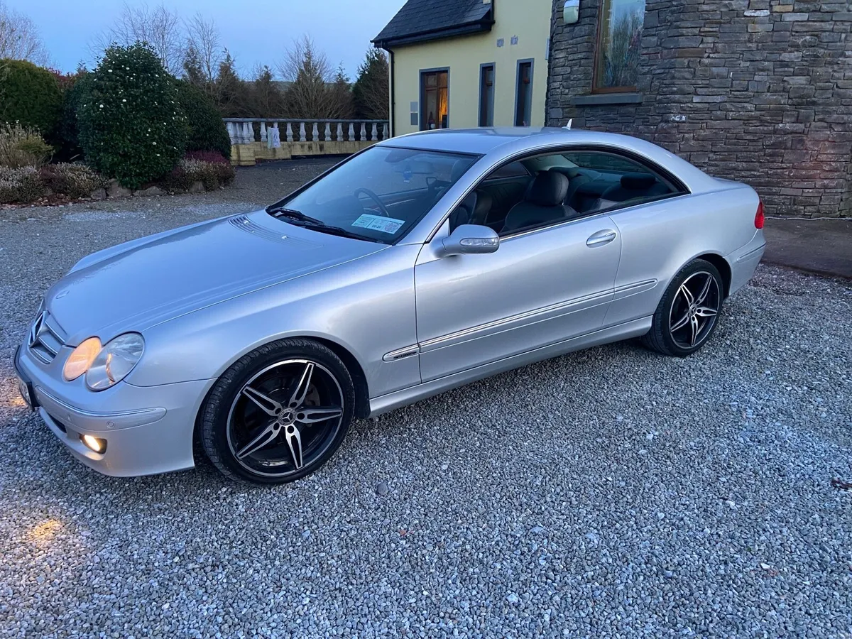Mercedes-Benz CLK 2008 - Image 1
