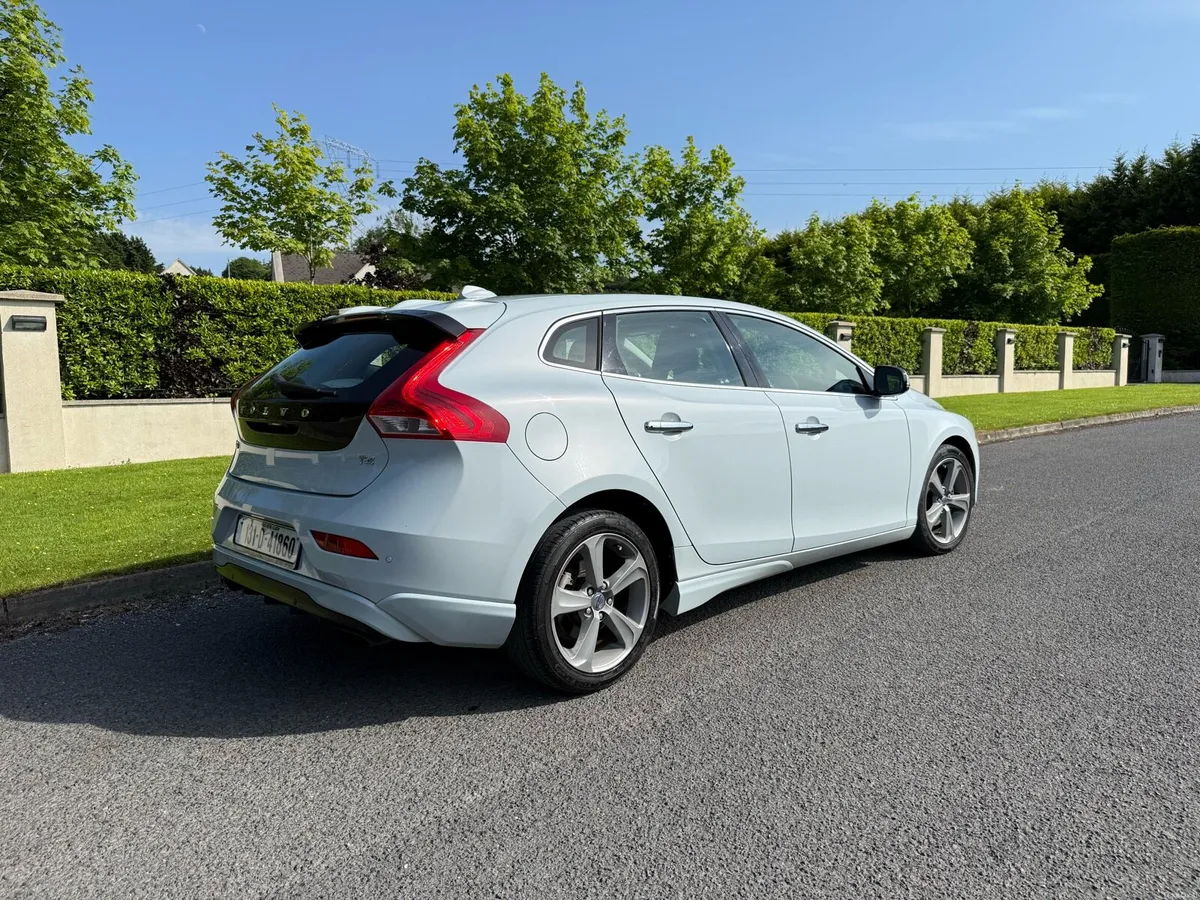 2013 Volvo V40 Automatic 1.6 Petrol High spec. - Image 3
