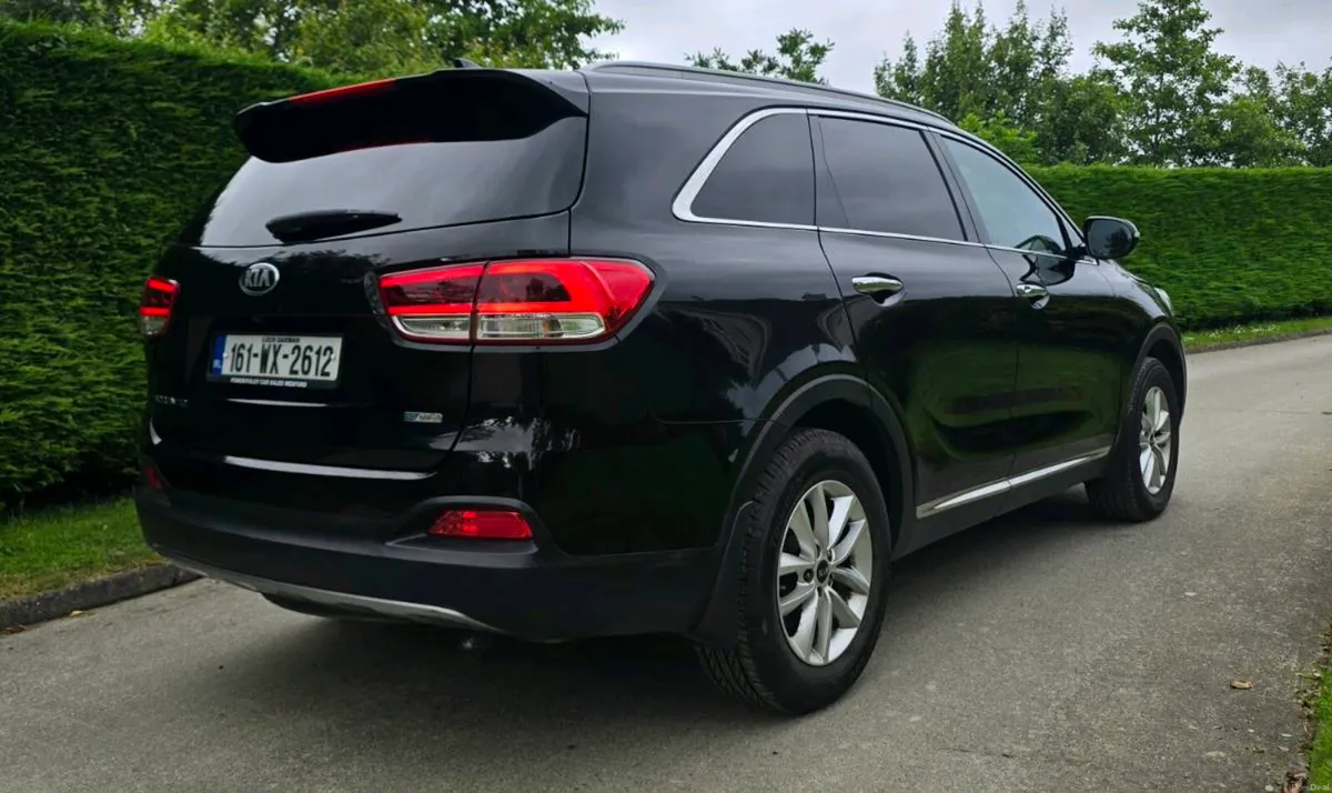 2016 kia sorento - Image 4