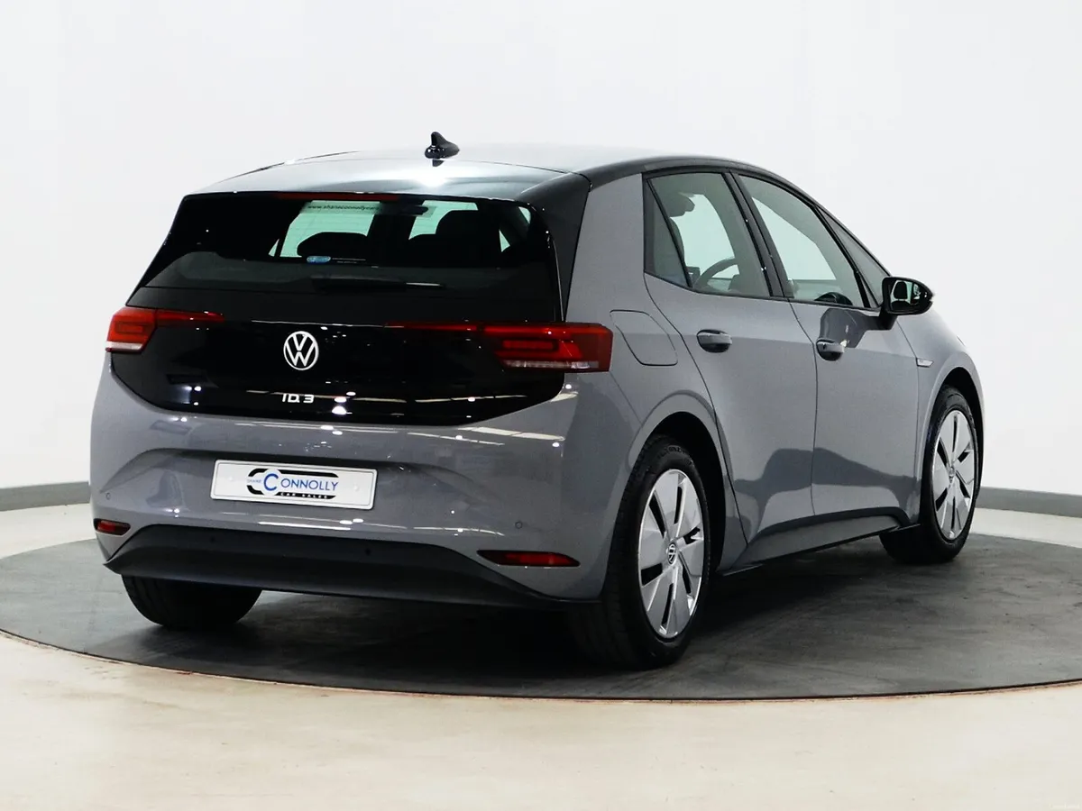 *54* 2023 Volkswagen ID.3 EV LIFE - Image 4