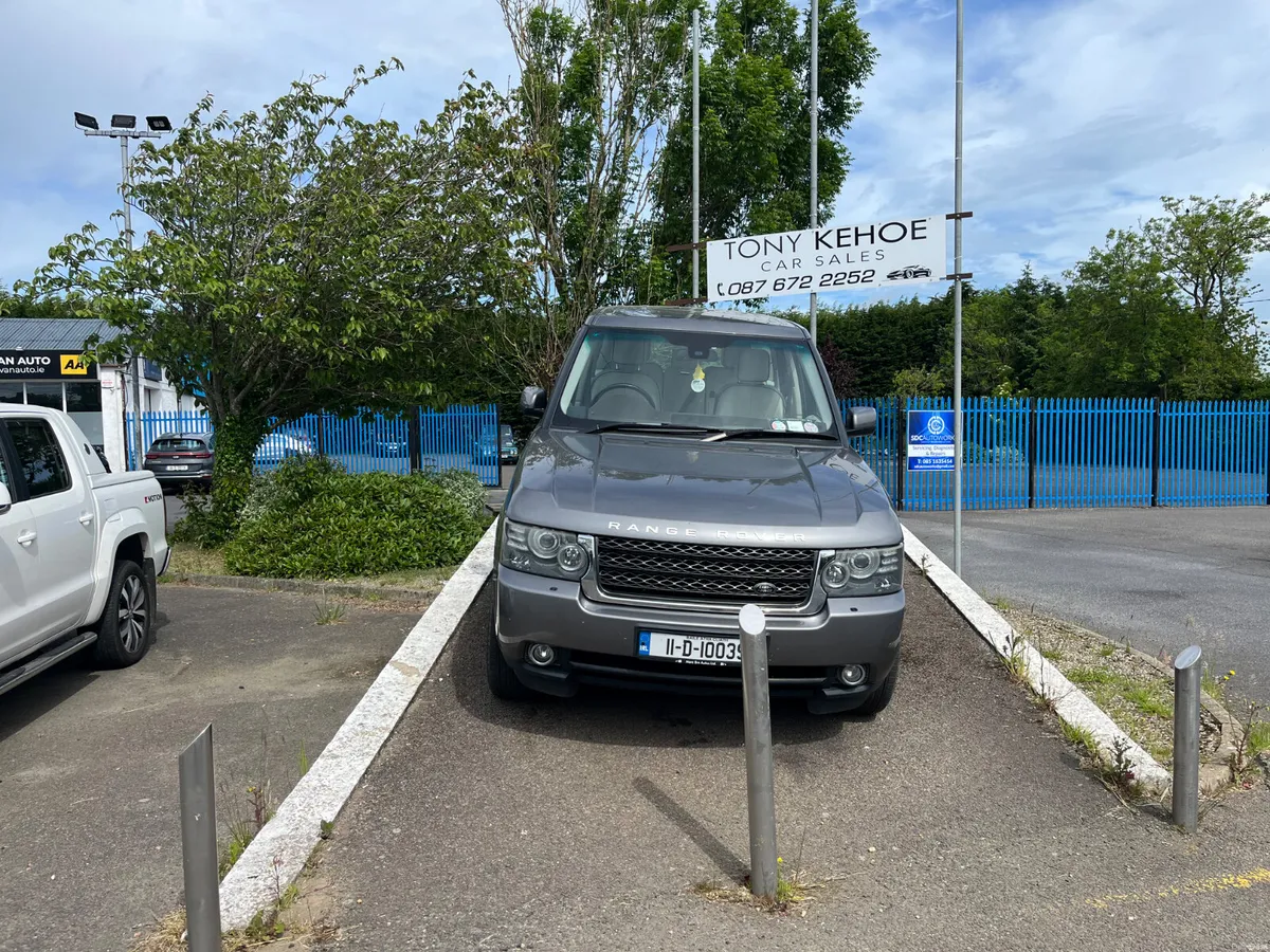 Land Rover Range Rover 2011 - Image 2