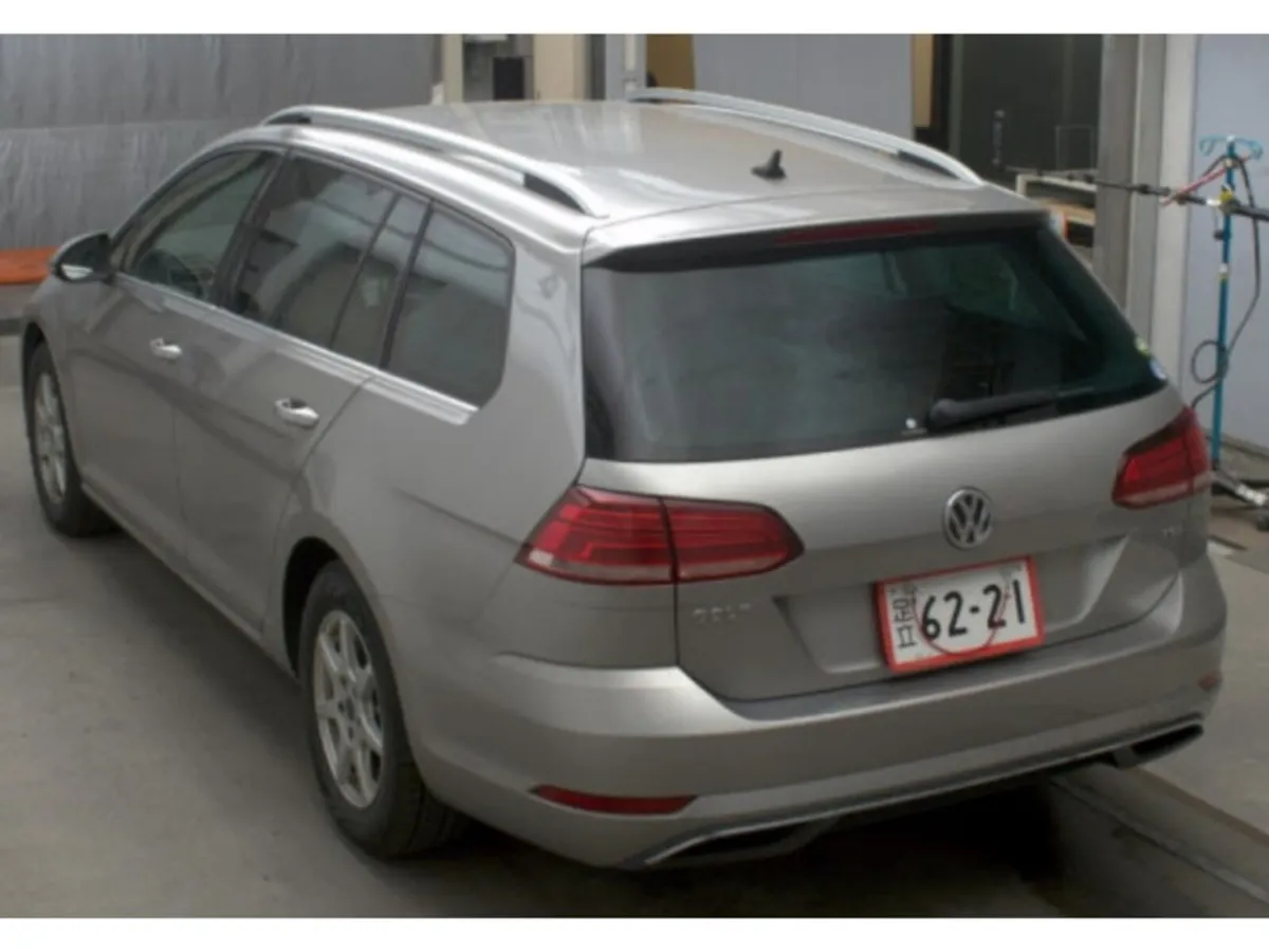 Volkswagen Golf 1.2 Estate Petrol Auto - Image 2
