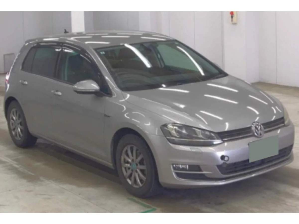 Volkswagen Golf 1.2 Petrol Auto Low Low Mileage - Image 2
