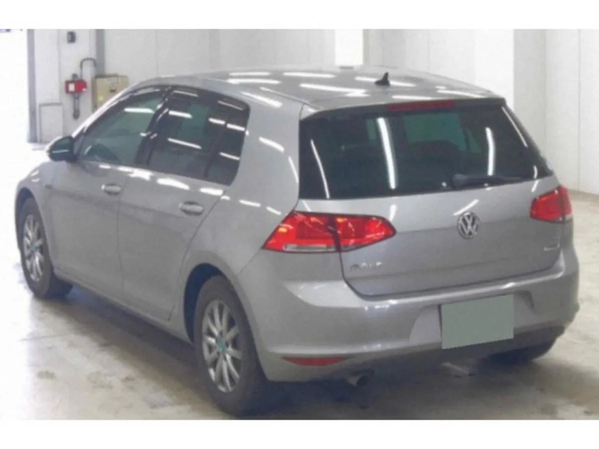 Volkswagen Golf 1.2 Petrol Auto Low Low Mileage - Image 3
