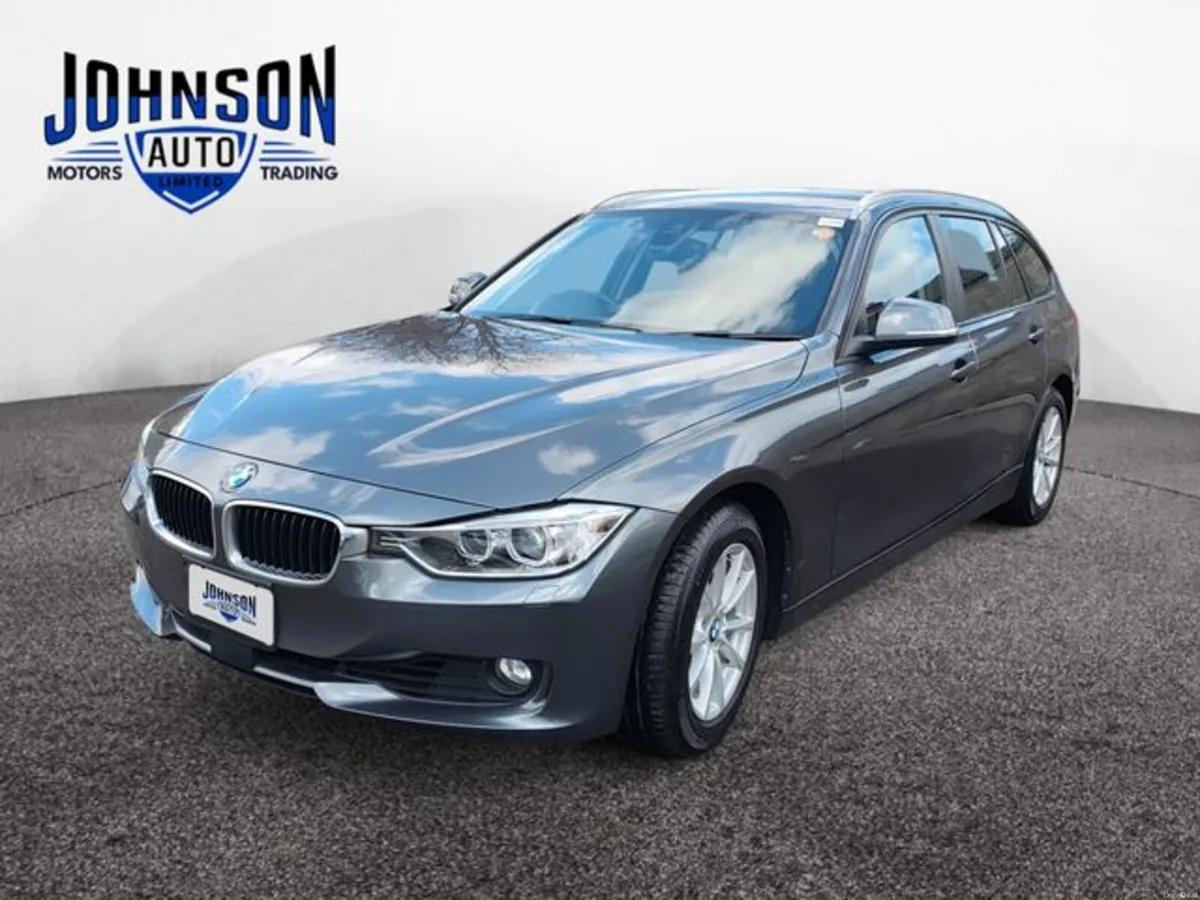 BMW 3-Series 320i automatic saloon with rear-wheel - Image 1