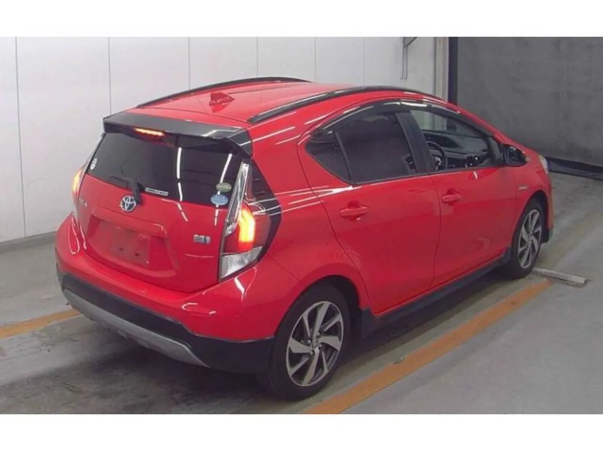 Toyota Aqua 1.5 Petrol Hybrid Auto - Image 4