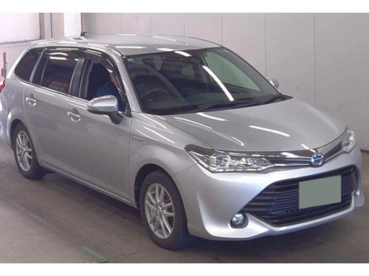 Toyota Corolla 1.5 Corolla Fielder Petrol Hybrid A - Image 2