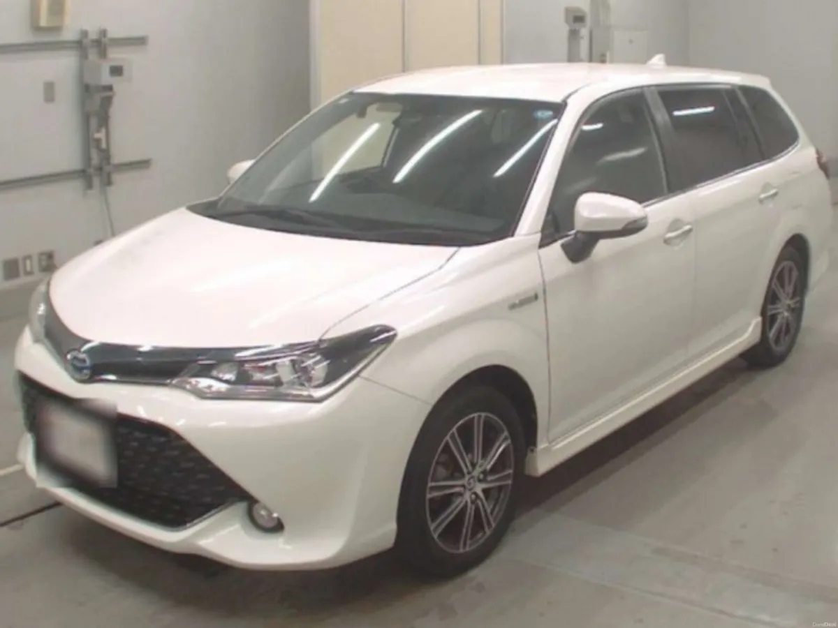 Toyota Corolla 1.5 Corolla Fielder Petrol Hybrid A - Image 1