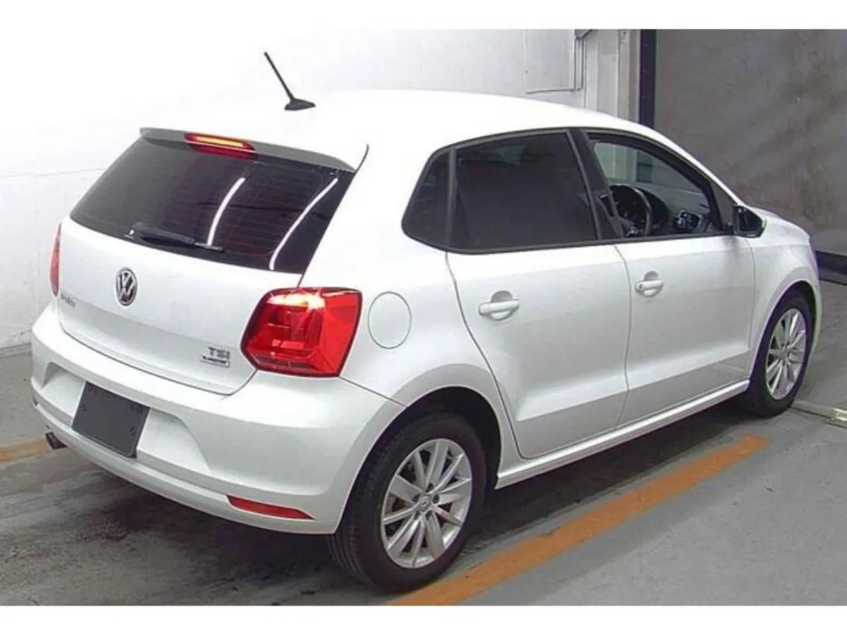 Volkswagen Polo 1.2 Petrol Auto - Image 4