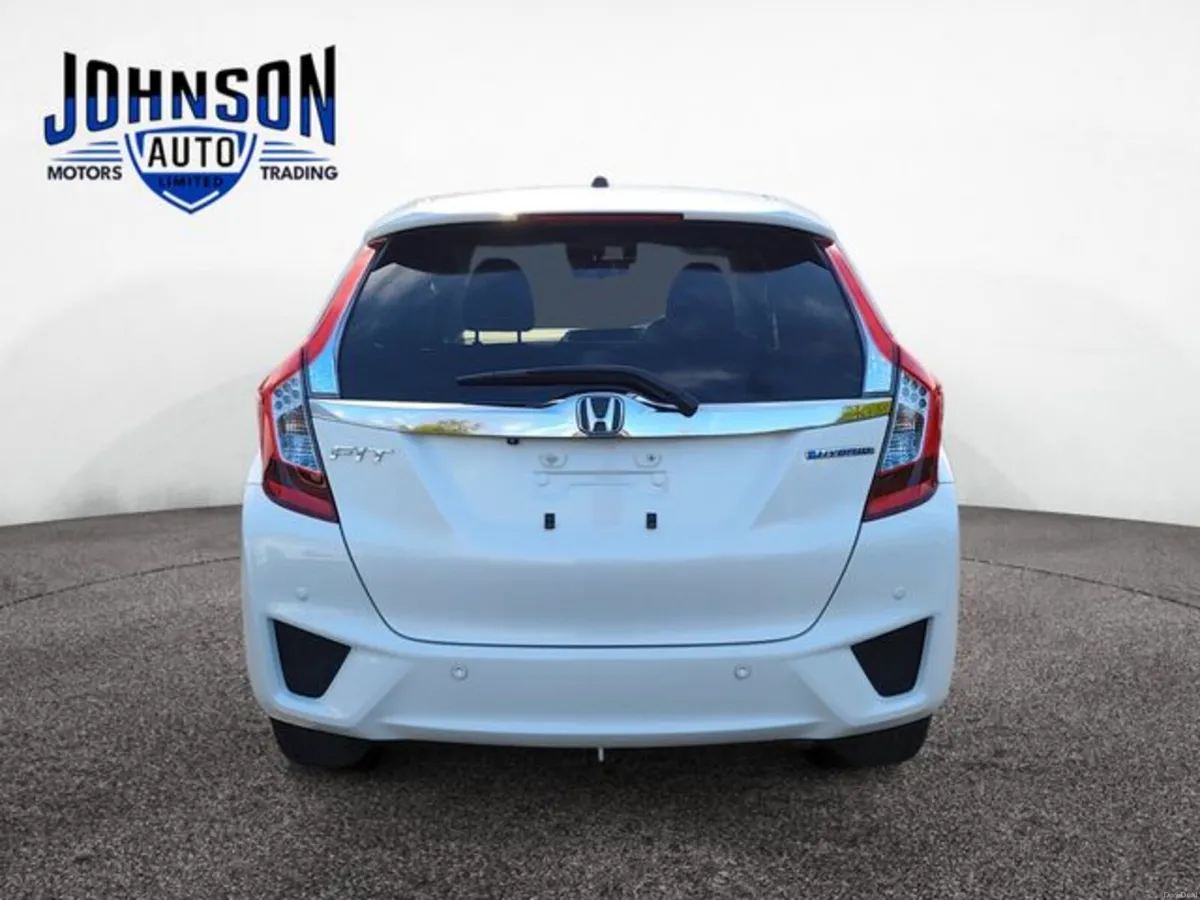 Honda Fit Fit Hybrid 1.5 i-VTEC Automatic - Image 4