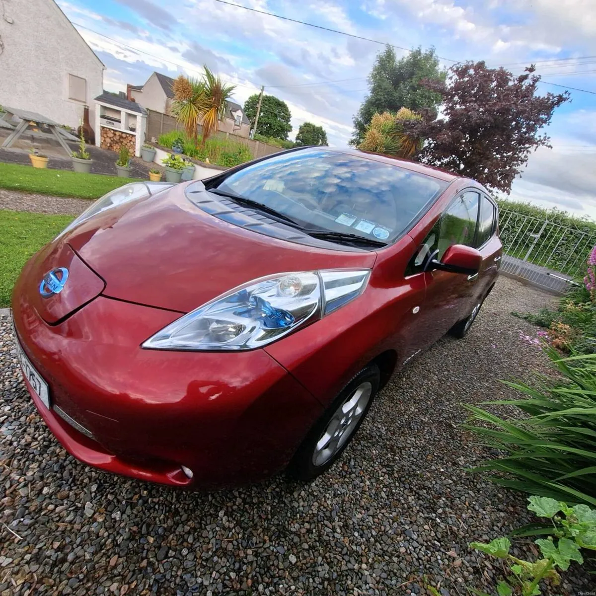 Nissan leaf - Image 2