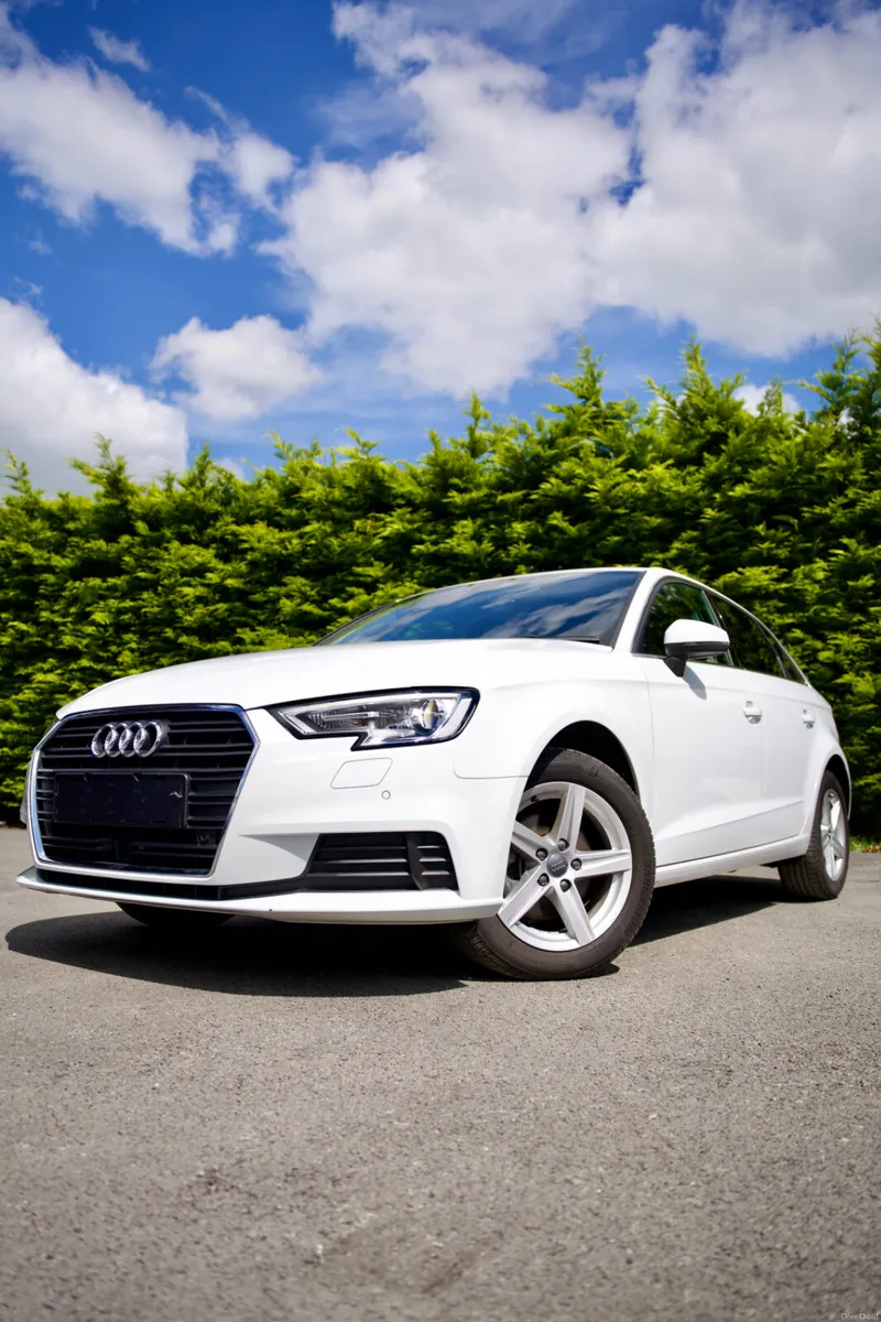 Audi A3 Sportback 2021-EXTREMELY LOW MILEAGE - Image 4